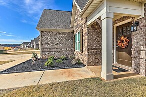 Quiet Family Home 15 Mi to Dtwn Huntsville!