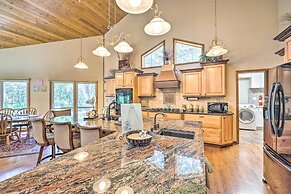 Serene Monument Sanctuary w/ Patio & Fire Pit!