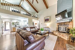 'moondance' Ruidoso Retreat w/ Hot Tub & Views!