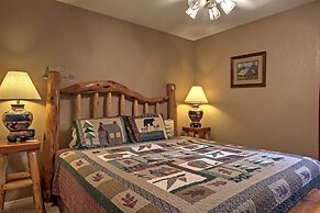 'moondance' Ruidoso Retreat w/ Hot Tub & Views!