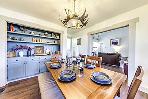 'moondance' Ruidoso Retreat w/ Hot Tub & Views!