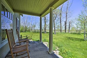 'the Farmstead' on 10 Acres w/ Mountain Views!