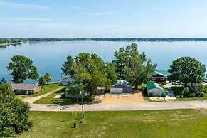 Lakefront Cabin w/ Patio & Views in Lake Norden