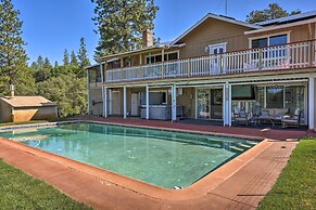 Jackson Escape w/ Hot Tub & Mtn Views!