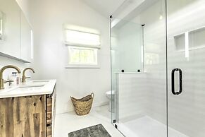 Modern Escape w/ Fire Pit, Near Lake Waramaug