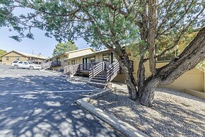 Ruidoso Condo w/ Golf View ~ 17 Mi to Ski Apache!