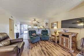 Ruidoso Condo w/ Golf View ~ 17 Mi to Ski Apache!