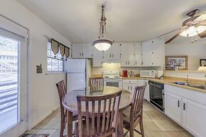 Ruidoso Condo w/ Golf View ~ 17 Mi to Ski Apache!