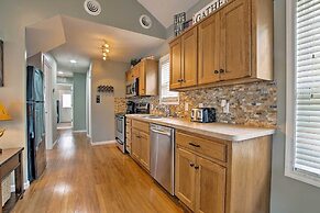 Half Mi to Yacht Club: Home by Perry Lake!