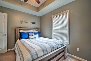 Half Mi to Yacht Club: Home by Perry Lake!