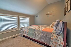 Half Mi to Yacht Club: Home by Perry Lake!