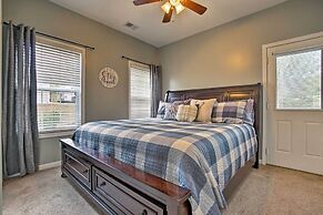 Half Mi to Yacht Club: Home by Perry Lake!