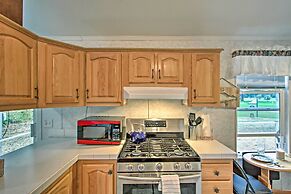 Woodsy Packwood Haven w/ Golf Course Access!