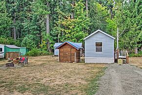 Woodsy Packwood Haven w/ Golf Course Access!