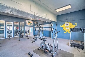 Oceanfront Corpus Christi Condo: Resort Perks!