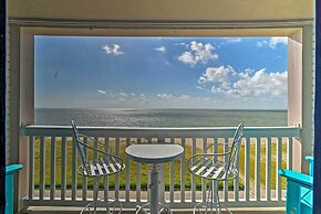 Oceanfront Corpus Christi Condo: Resort Perks!