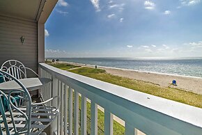 Oceanfront Corpus Christi Condo: Resort Perks!