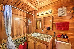 Private 'yaak River Hideaway' w/ Deck & Mtn Views!
