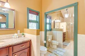 Riverfront Hayesville Retreat: Fishing & Kayaking!