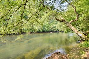 Riverfront Hayesville Retreat: Fishing & Kayaking!