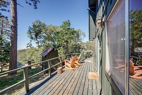 Quiet Sequoia National Forest Cabin w/ Fireplace