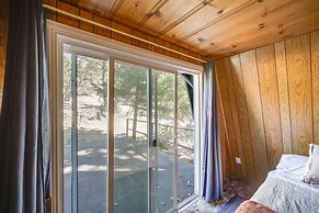 Quiet Sequoia National Forest Cabin w/ Fireplace