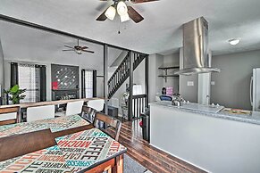 Updated Fayetville Townhome-away-from-home w/ Yard