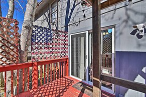 Updated Fayetville Townhome-away-from-home w/ Yard