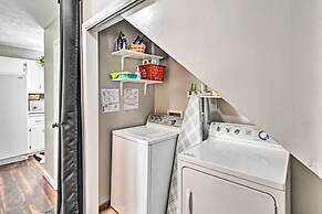 Updated Fayetville Townhome-away-from-home w/ Yard