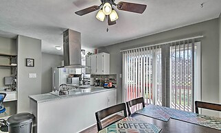 Updated Fayetville Townhome-away-from-home w/ Yard