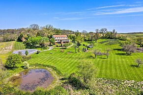 Stunning Former Winery w/ Pool & Mtn Views!