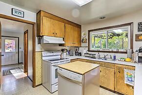 Willow Creek Hideaway w/ Deck, 1 Mi to River!