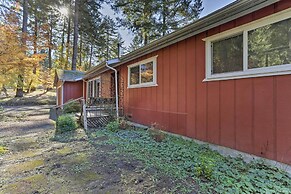 Willow Creek Hideaway w/ Deck, 1 Mi to River!
