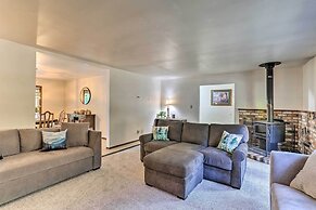 Willow Creek Hideaway w/ Deck, 1 Mi to River!