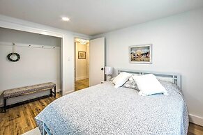 3 Mi to Dutch Wonderland: Serene Home w/ Deck