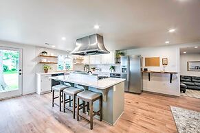3 Mi to Dutch Wonderland: Serene Home w/ Deck