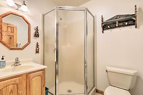 Waterfront Lake Tomahawk Cabin w/ Game Room!