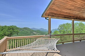 'luck's Lookout': Breathtaking Mtn Views & Hot Tub