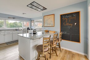 Waterfront Lancaster House w/ Grill & Dock Access!