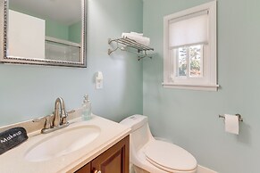 Waterfront Lancaster House w/ Grill & Dock Access!