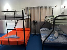 Luminosa Uvita Hotel