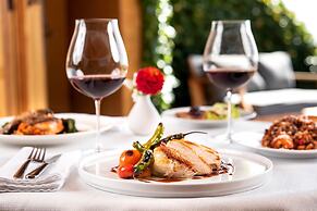 Black Walnut Inn & Vineyard