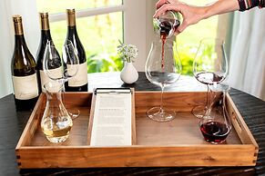 Black Walnut Inn & Vineyard