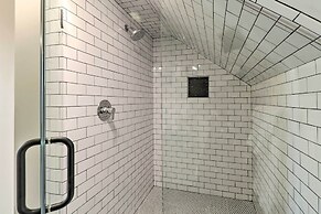 Bright Crozet Apartment w/ Mountain Views!