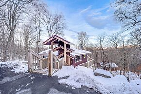 Beech Mountain Cabin w/ Deck: Half-mi to Skiing