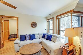 Beech Mountain Cabin w/ Deck: Half-mi to Skiing
