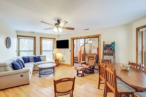 Beech Mountain Cabin w/ Deck: Half-mi to Skiing