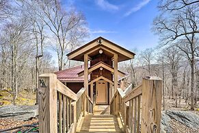 Beech Mountain Cabin w/ Deck: Half-mi to Skiing