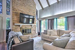 Brookeland Resort Cabin w/ Golf + Lake Access