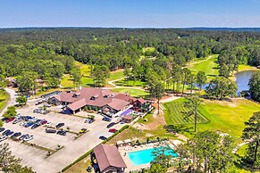 Brookeland Resort Cabin w/ Golf + Lake Access